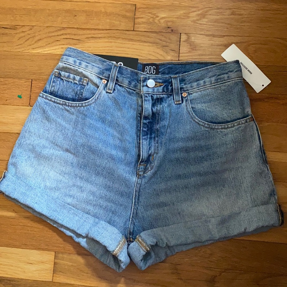 NWT Urban outfitters mom shorts